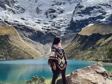 HUMANTAY LAKE