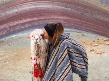 PALCCOYO RAINBOW MOUNTAIN